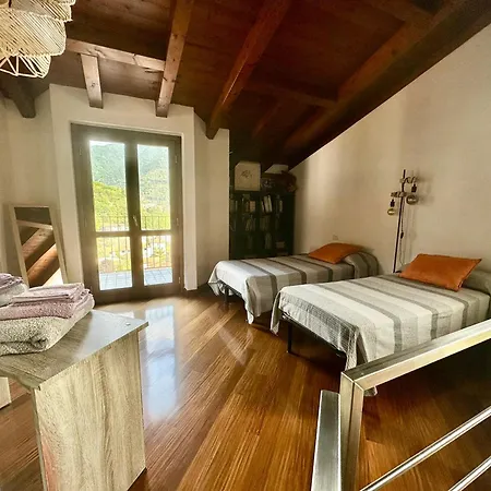 Villino La Cascata * Asso